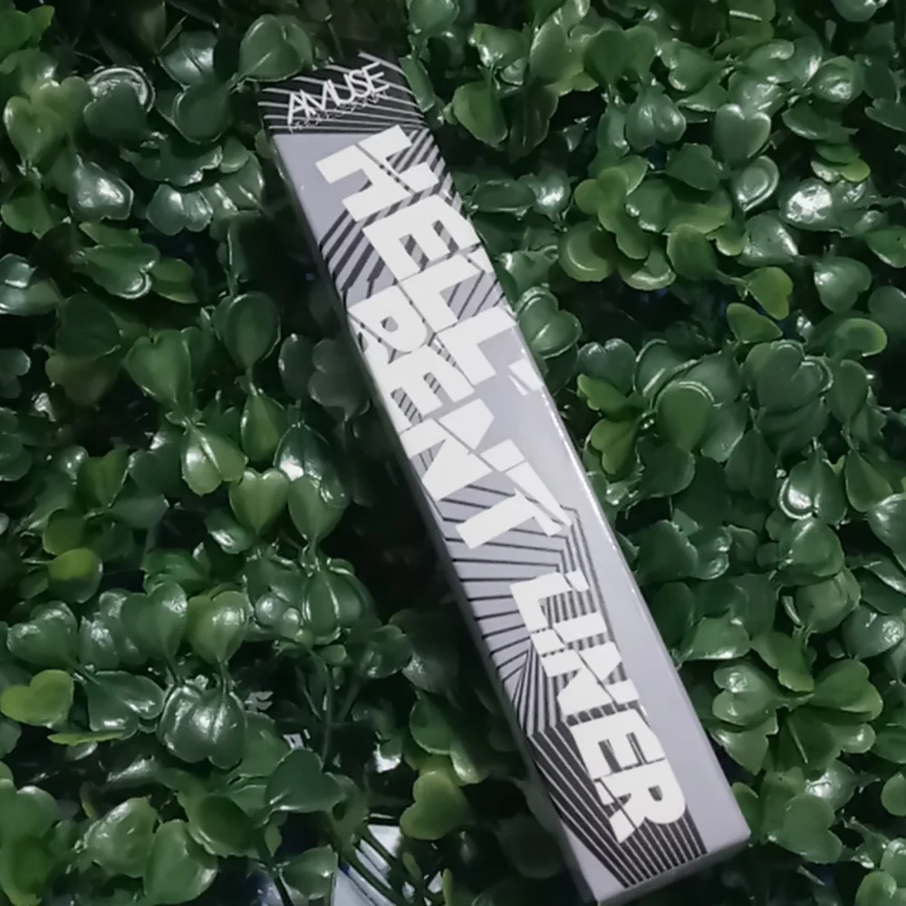 Hell-Bent Waterproof Black Liquid Eyeliner - Picture 4 of 7